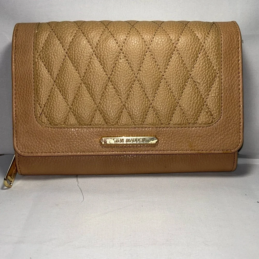 Steve Madden Purse Tan Quilted Women's cross body Bag gold chain strap